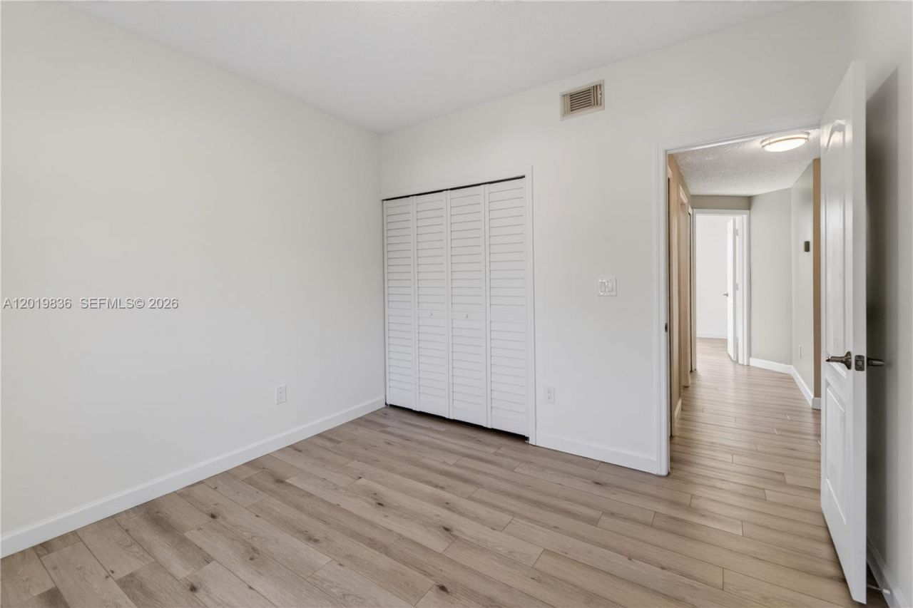 2340 NW 161st Ave, Pembroke Pines, FL 33028 Photo