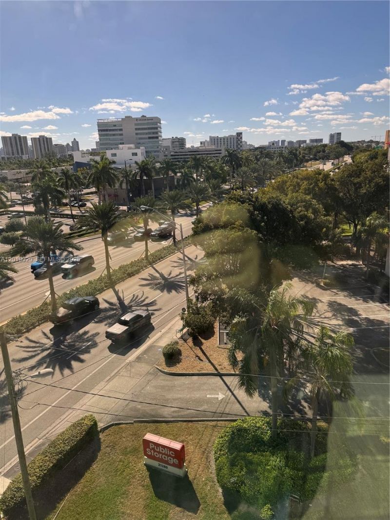 21290 Biscayne Blvd , Unit 408, Aventura, FL 33180 Photo