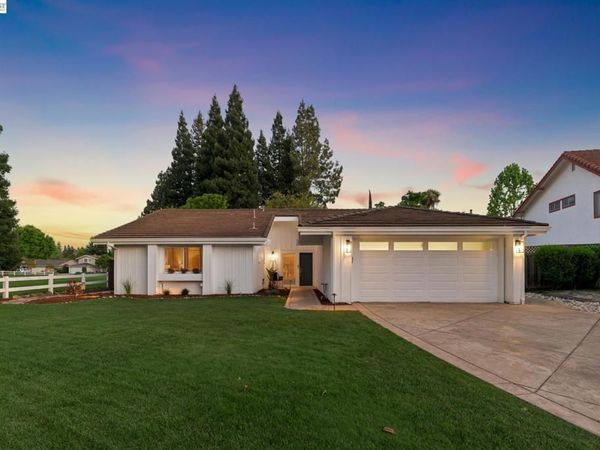 238 Delta Pl, Danville, CA 94526