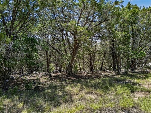 600 Lorne Road , Canyon Lake, TX 78133