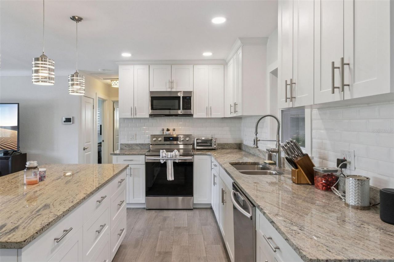 1761 65th Avenue N, Saint Petersburg, FL 33702 Photo