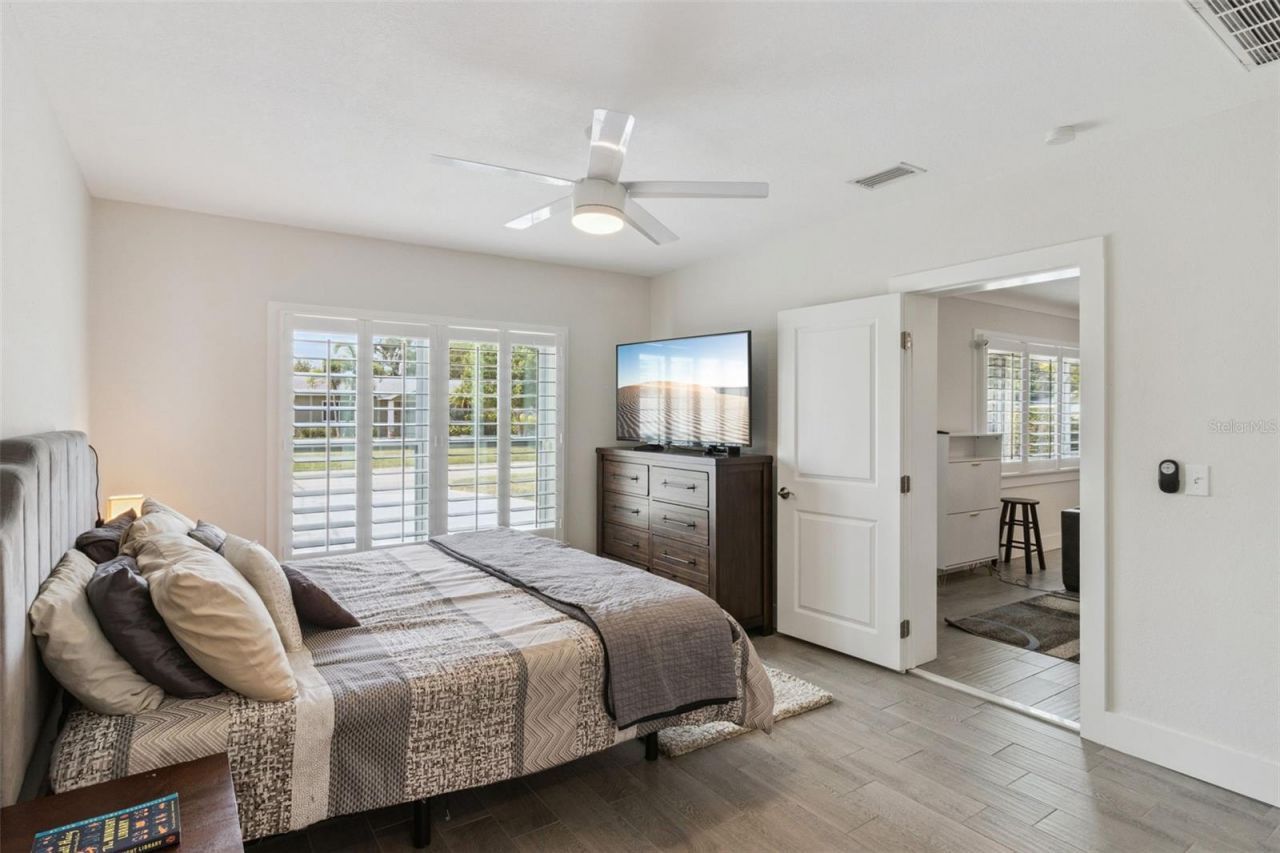 1761 65th Avenue N, Saint Petersburg, FL 33702 Photo