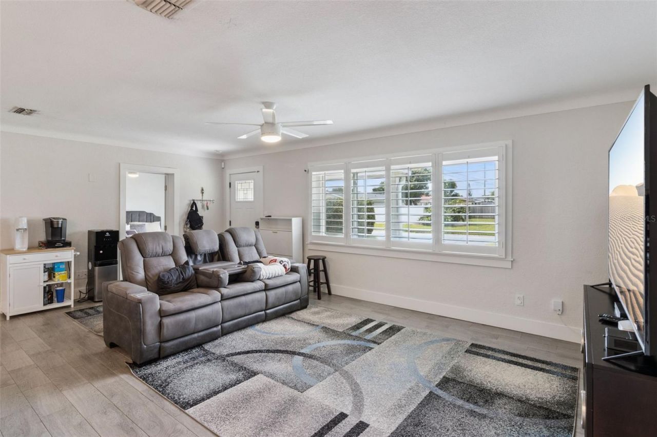1761 65th Avenue N, Saint Petersburg, FL 33702 Photo