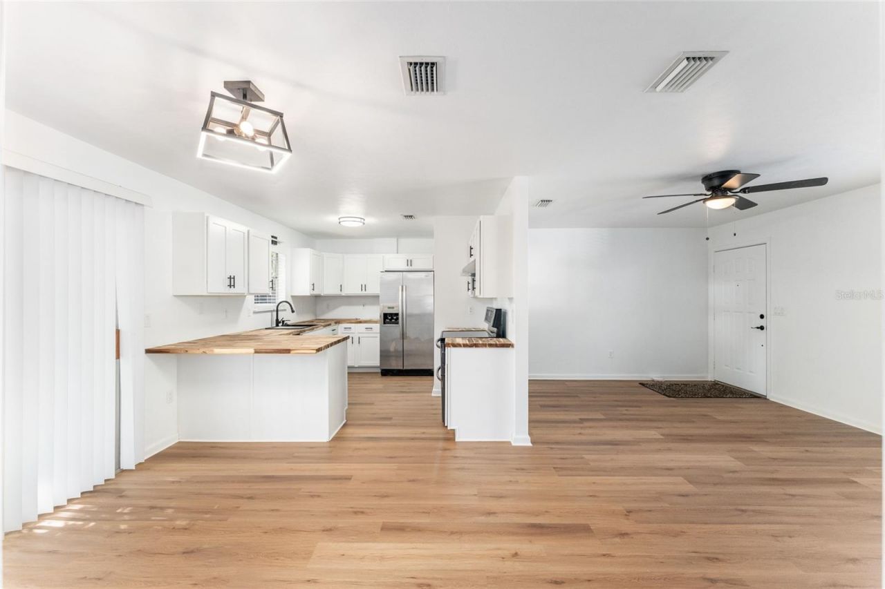 5701 SW 47th Place, Gainesville, FL 32608 Photo