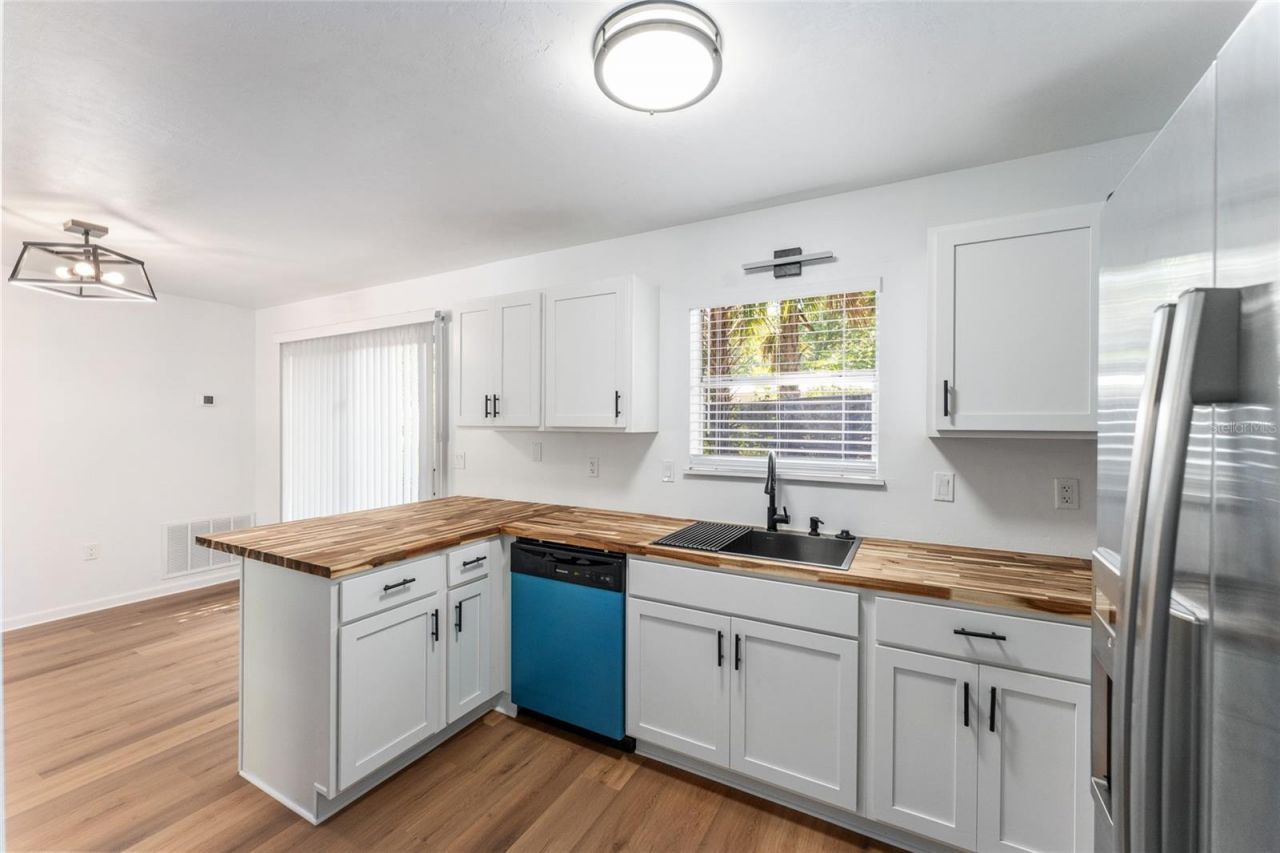 5701 SW 47th Place, Gainesville, FL 32608 Photo