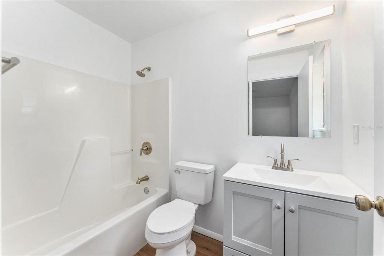 5701 SW 47th Place, Gainesville, FL 32608 Photo