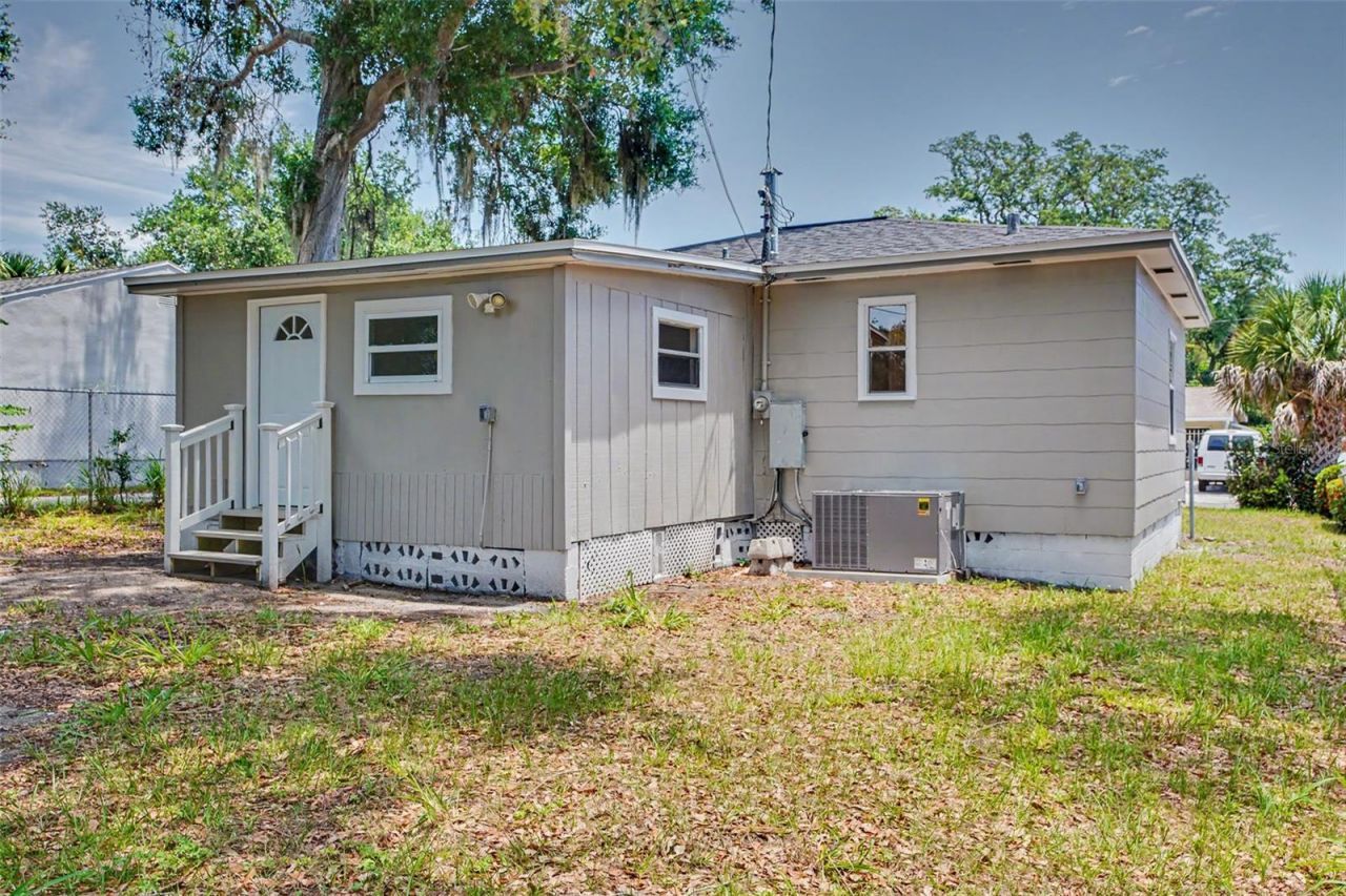 2425 19th Street S, Saint Petersburg, FL 33712 Photo