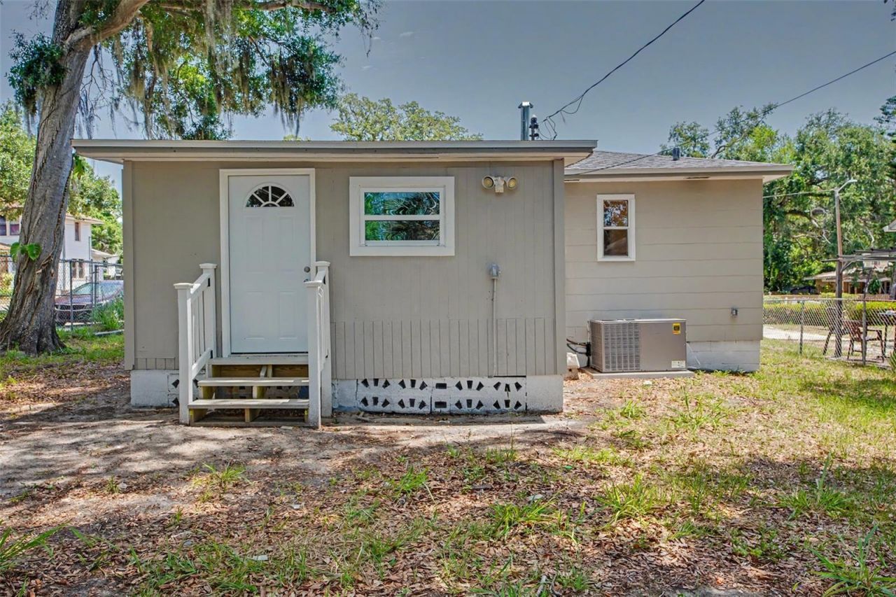 2425 19th Street S, Saint Petersburg, FL 33712 Photo