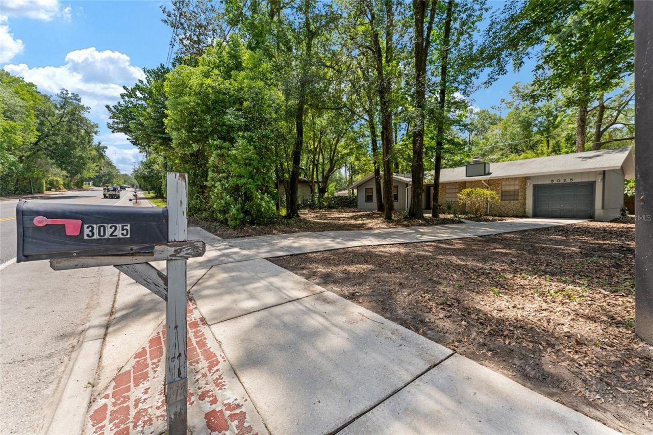 3025 W University Avenue , Gainesville, FL 32607 Photo