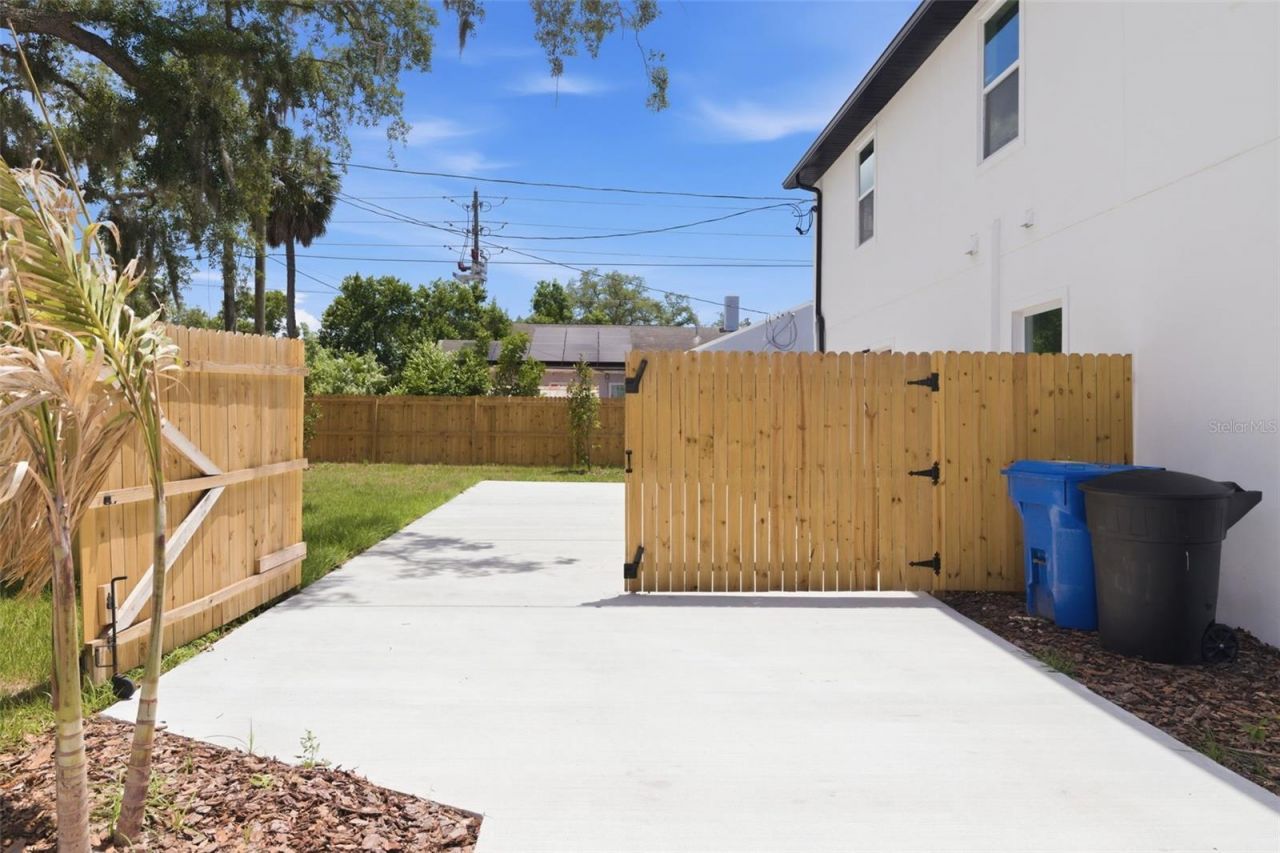 1530 12th Avenue S, Saint Petersburg, FL 33705 Photo