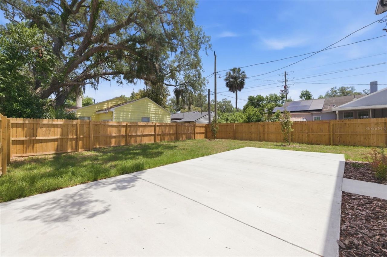 1530 12th Avenue S, Saint Petersburg, FL 33705 Photo