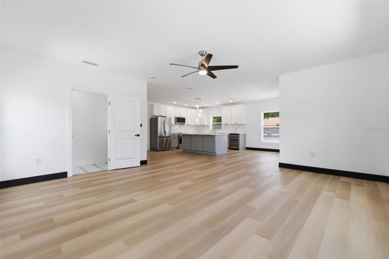 1530 12th Avenue S, Saint Petersburg, FL 33705 Photo