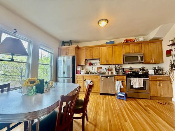 1192 Cambridge St., Unit 3, Cambridge, MA 02139
