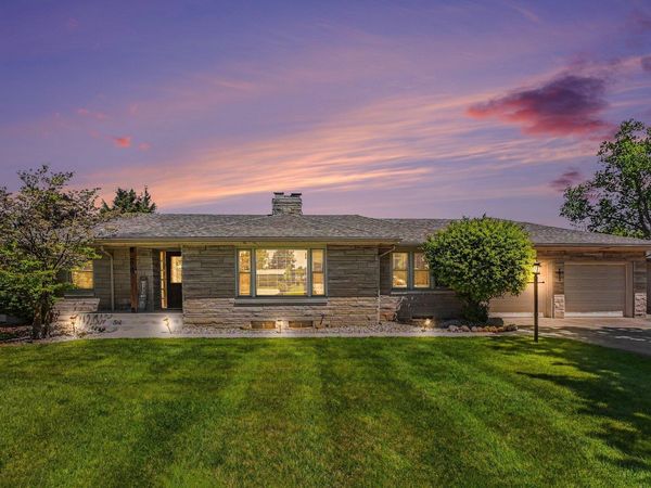 2910 Greenleaf Boulevard, Elkhart, IN 46514