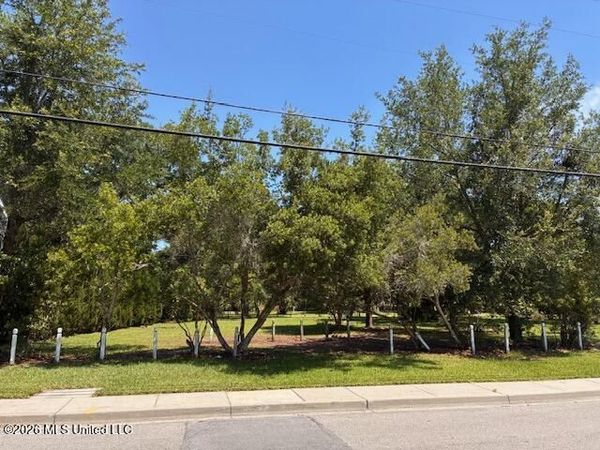 722 2nd Street, Gulfport, MS 39501