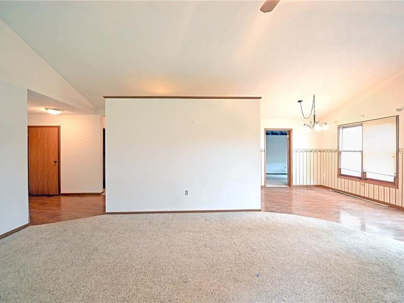 425 Richard Glen, Tipp City, OH 45371 Photo 19