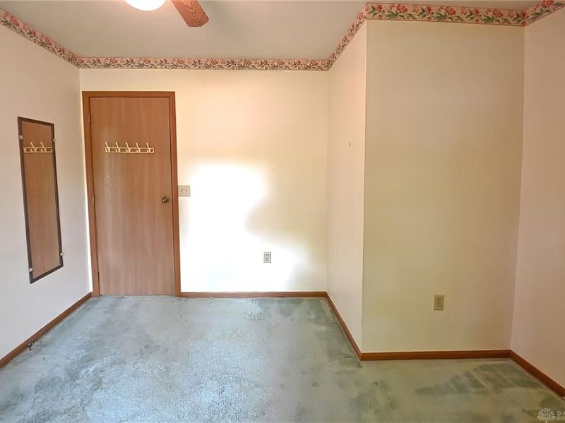 425 Richard Glen, Tipp City, OH 45371 Photo 35