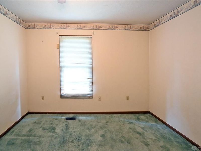 425 Richard Glen, Tipp City, OH 45371 Photo 51