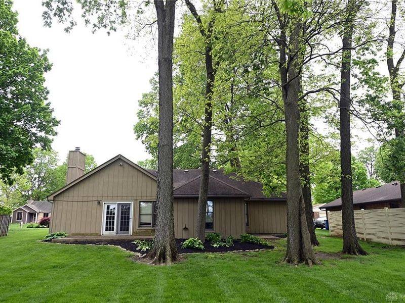 425 Richard Glen, Tipp City, OH 45371 Photo 7