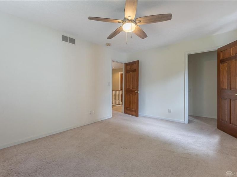 215 Beverly Place, Oakwood, OH 45419 Photo 19