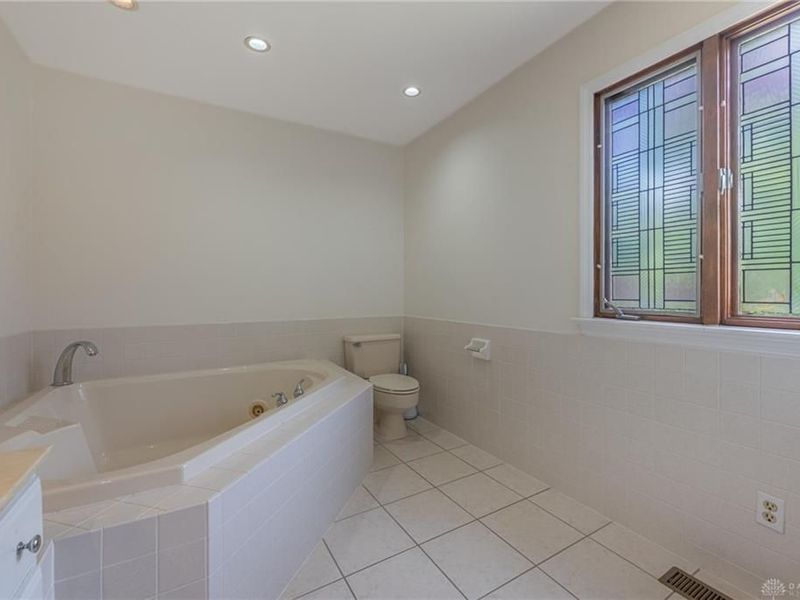215 Beverly Place, Oakwood, OH 45419 Photo 31