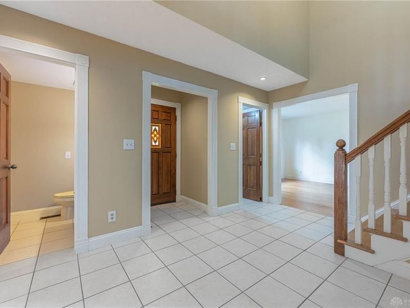 215 Beverly Place, Oakwood, OH 45419 Photo 4