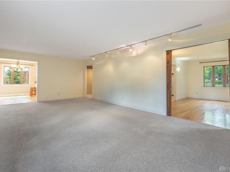 215 Beverly Place, Oakwood, OH 45419 Photo 9