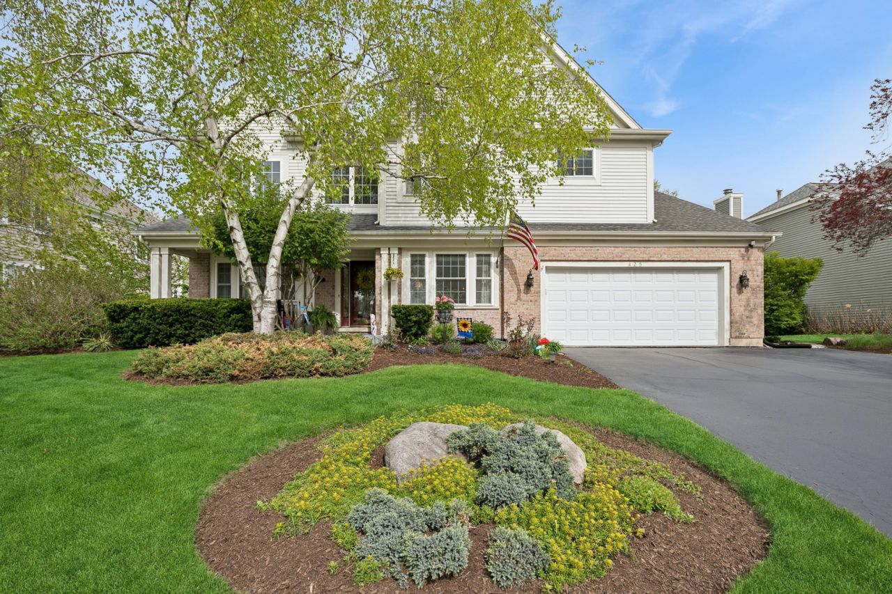 425 Inverness Drive, Gurnee, IL 60031