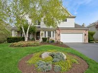 425 Inverness Drive, Gurnee, IL 60031 primary photo