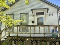 810 Simpson Street , Evanston, IL 60201 primary photo