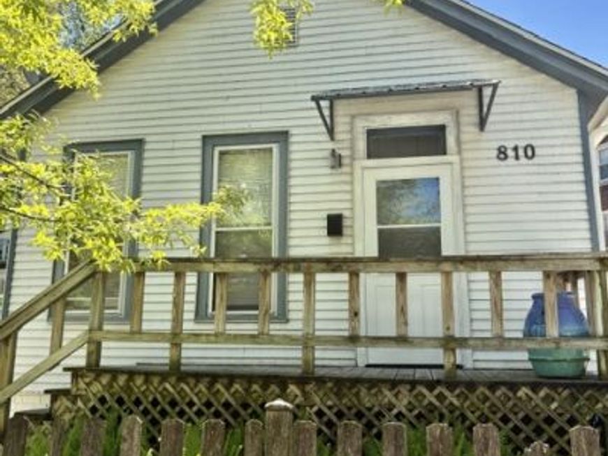 Main Photo
