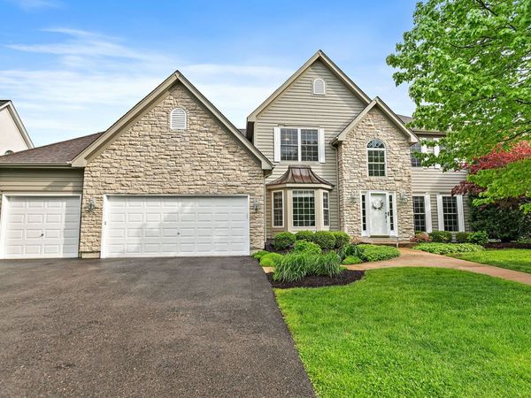 40W017 Carl Sandburg Road , St. Charles, IL 60175