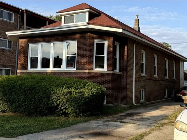 8014 S Yates Boulevard S, Chicago, IL 60617