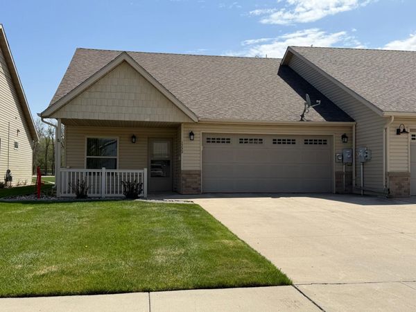 1729 6th Street W, West Fargo, ND 58078
