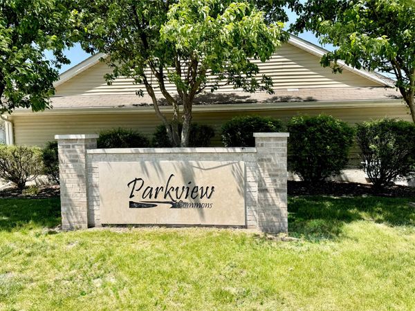1360 SE Florence Drive, Unit 49, Waukee, IA 50263