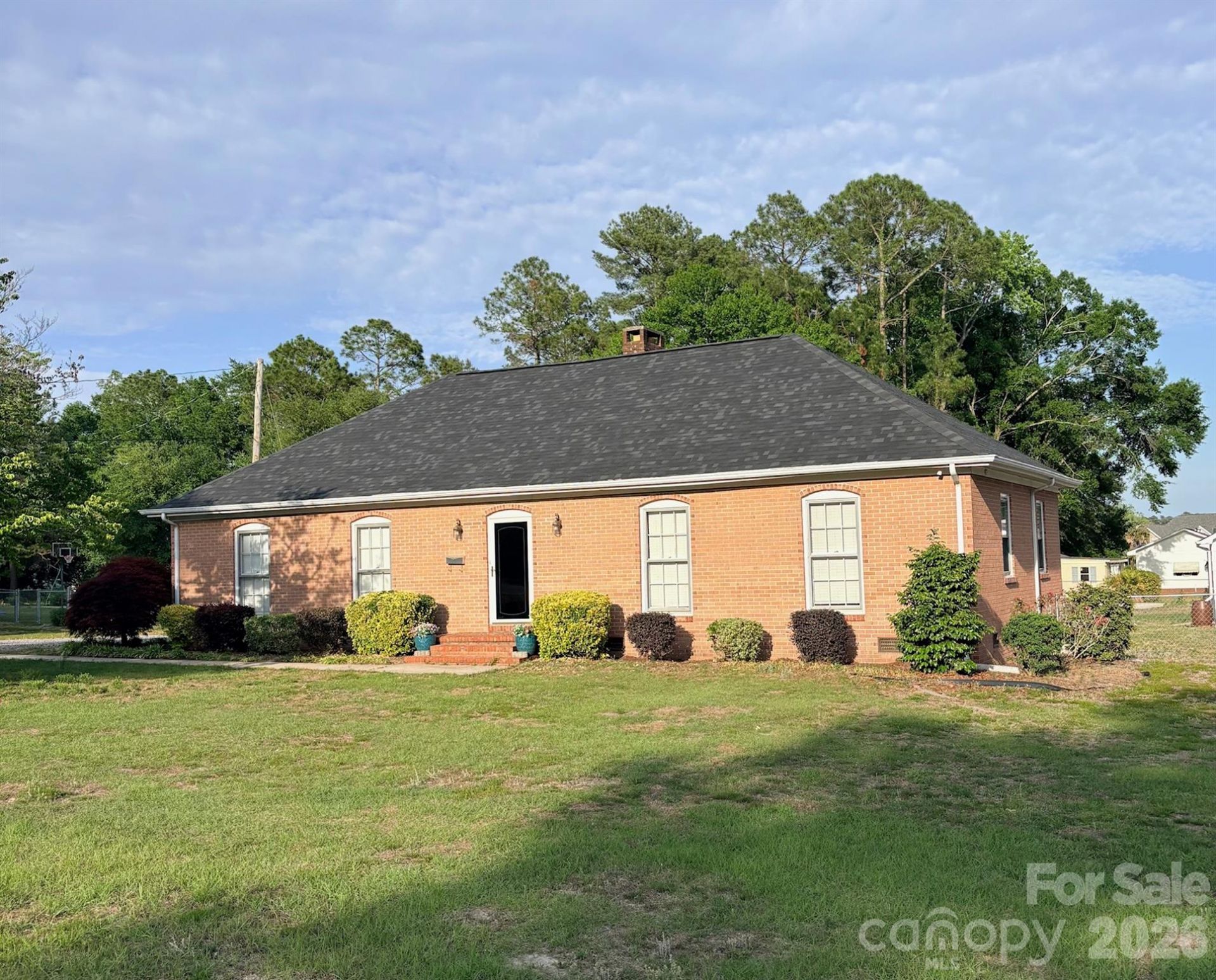 502 Jefferson Street, Bennettsville, SC 29512 Main Photo