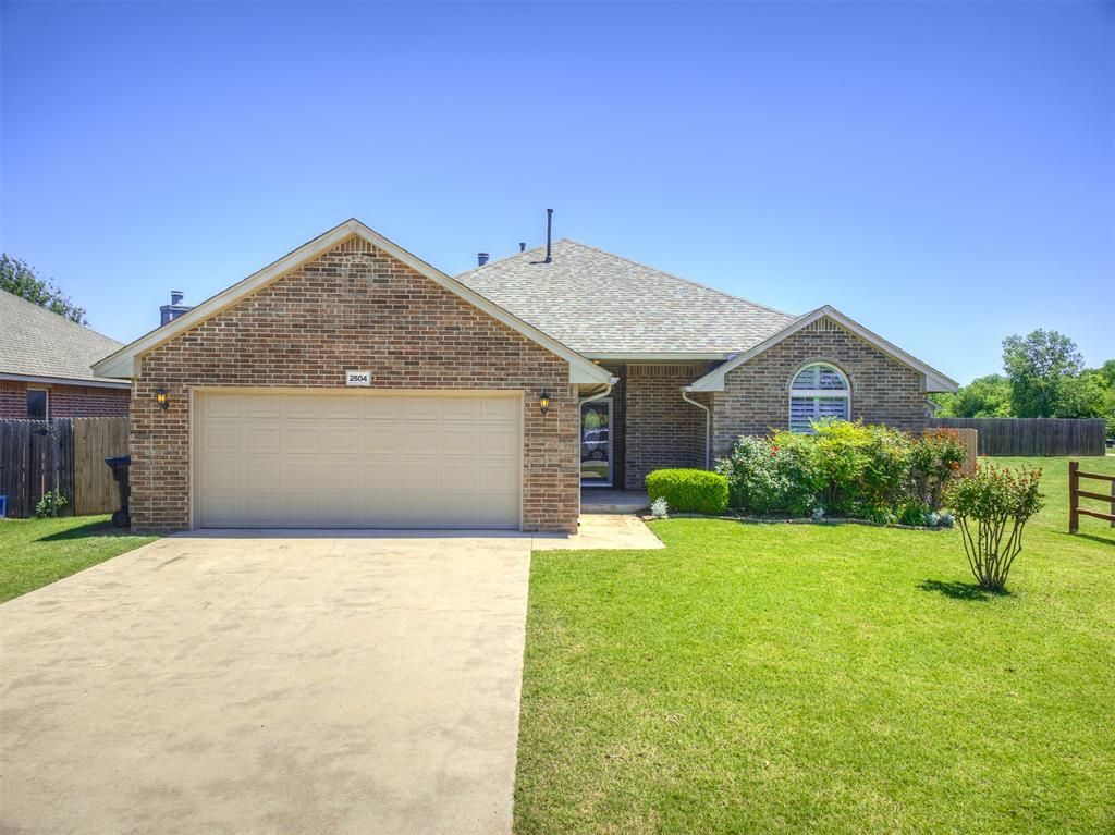 2504 Rookhaven Lane, Yukon, OK 73099 Main Photo