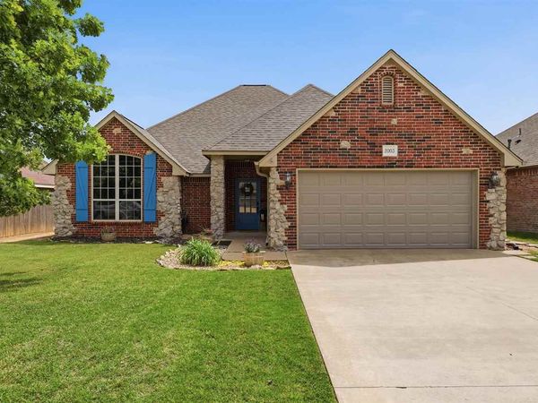 2003 E Matthews Avenue, Stillwater, OK 74075