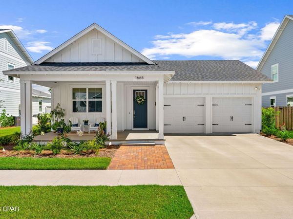 1664 Rushes Avenue , Panama City, FL 32405