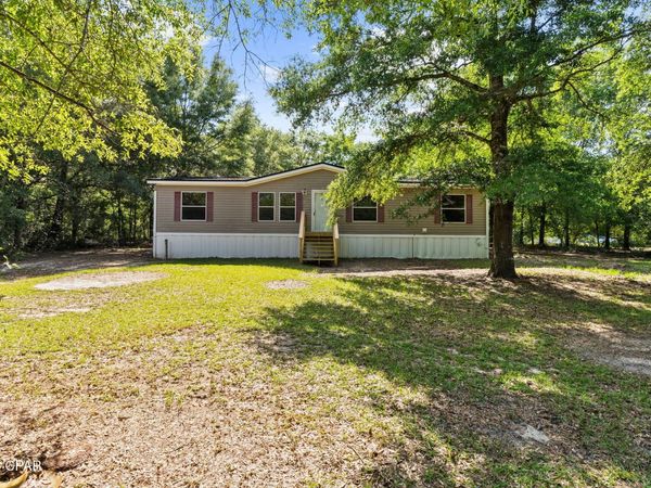 135 N Verdi Lane , Defuniak Springs, FL 32433