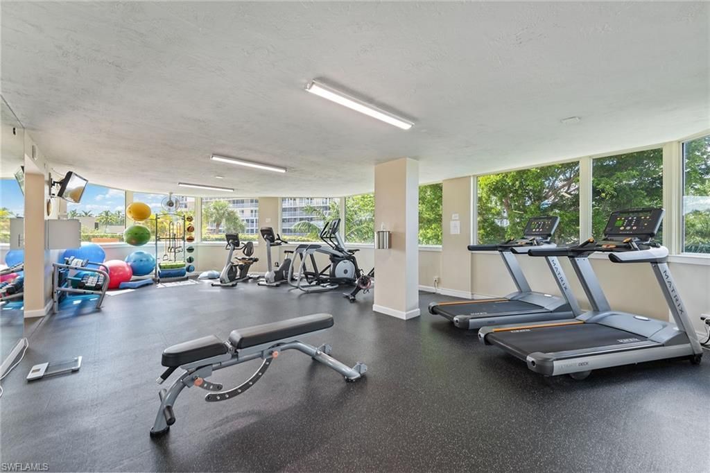4051 Gulf Shore Blvd N, Unit 300, Naples, FL 34103 Photo