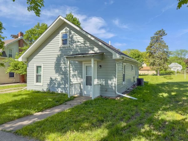 1207 Kellogg Avenue, Ames, IA 50010