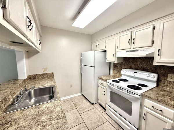 4934 Alvin Dark Ave, Baton Rouge, LA 70820
