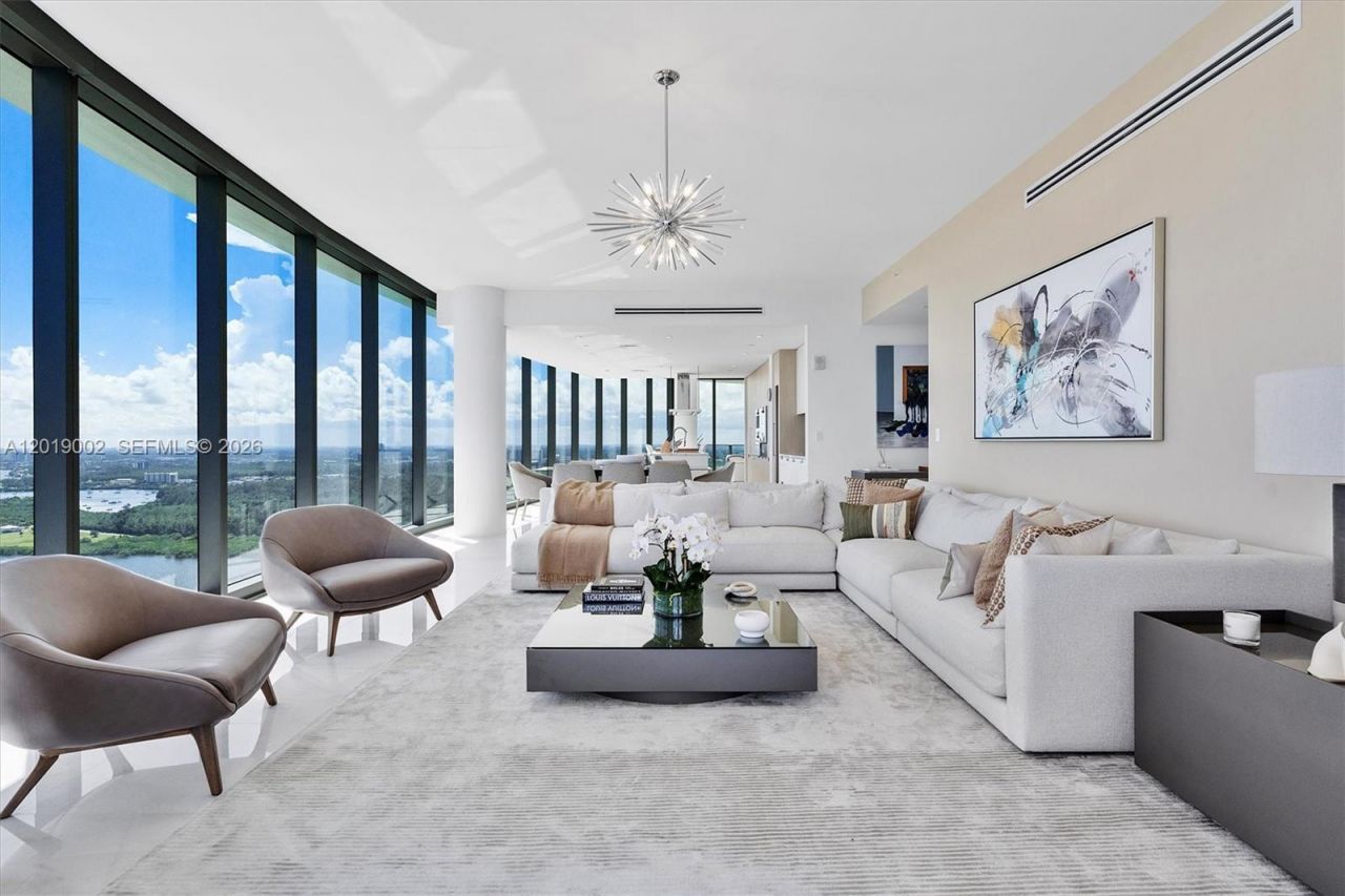 15701 Collins Ave , Unit 3605, Sunny Isles Beach, FL 33160 Photo