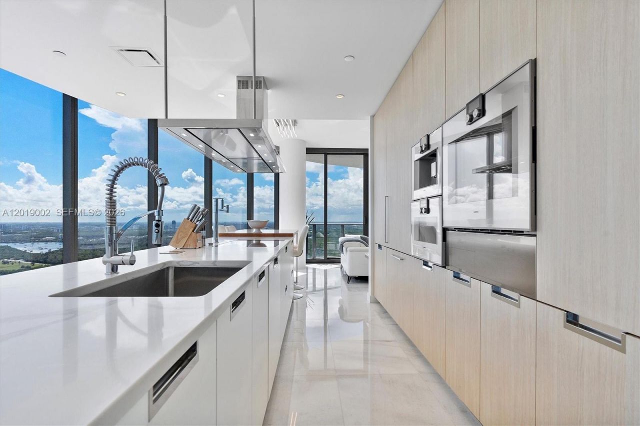 15701 Collins Ave , Unit 3605, Sunny Isles Beach, FL 33160 Photo
