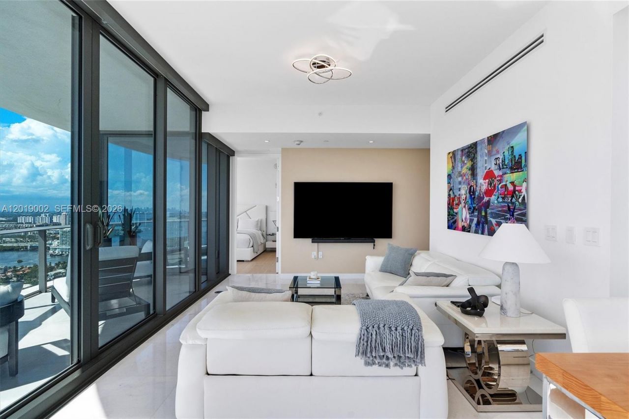 15701 Collins Ave , Unit 3605, Sunny Isles Beach, FL 33160 Photo