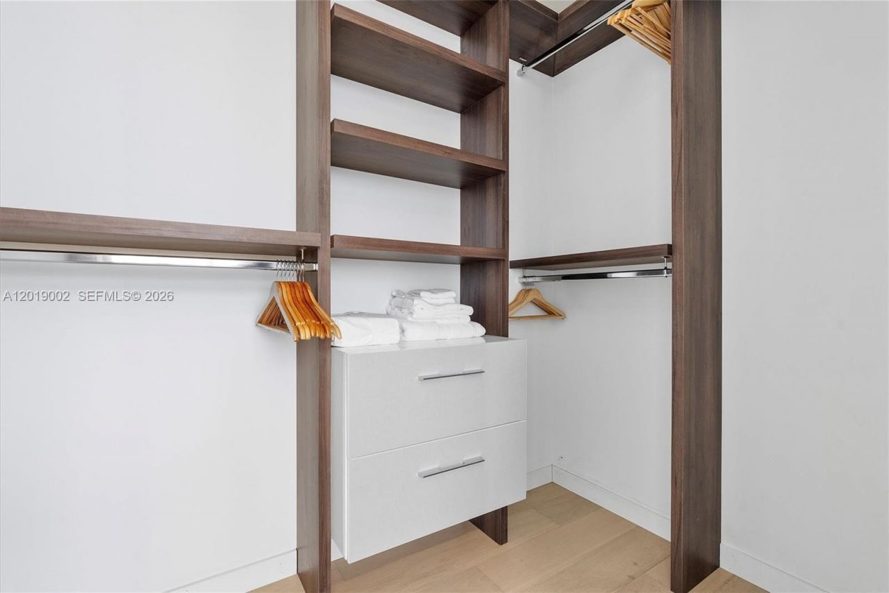 15701 Collins Ave , Unit 3605, Sunny Isles Beach, FL 33160 Photo