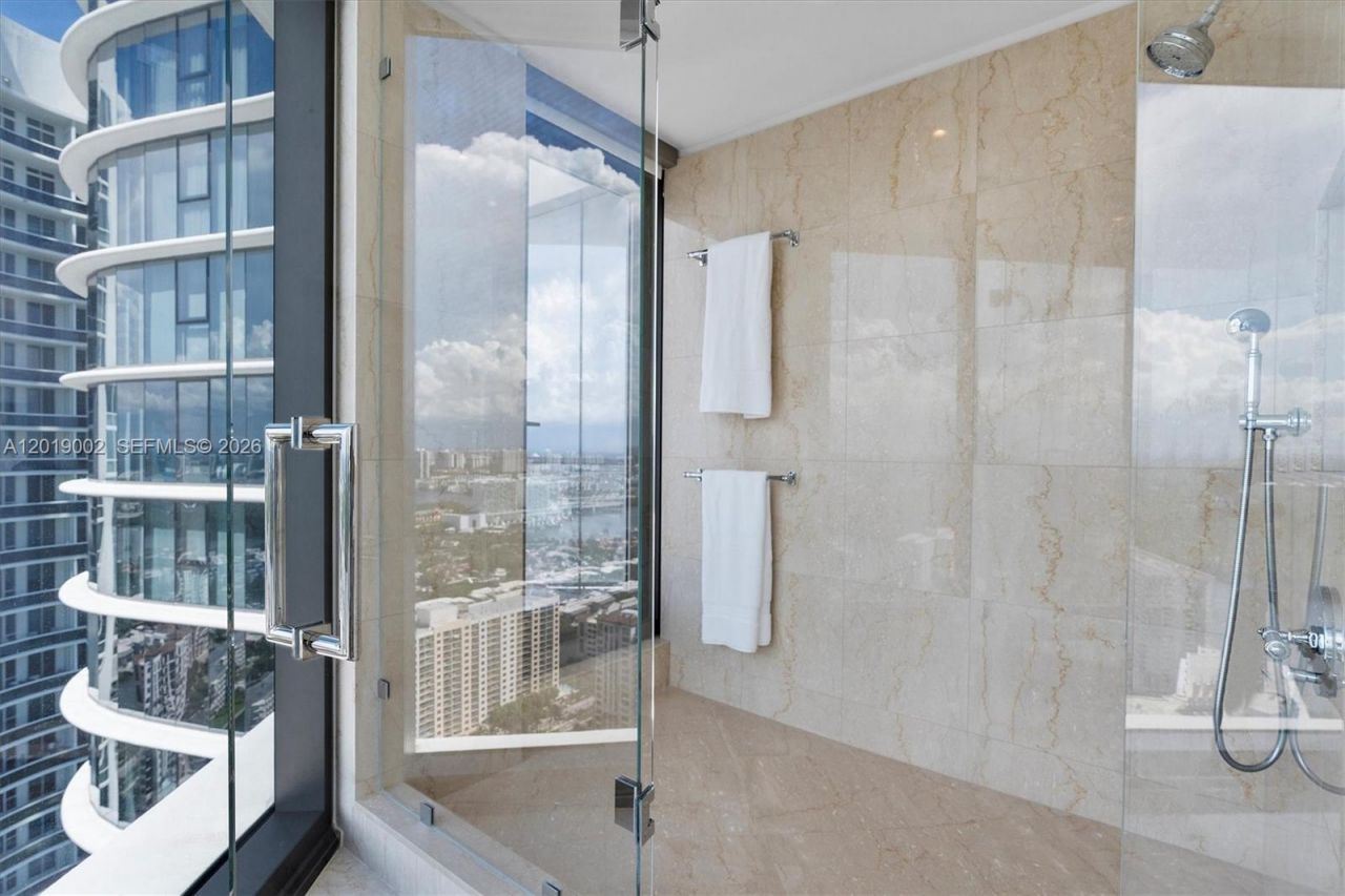 15701 Collins Ave , Unit 3605, Sunny Isles Beach, FL 33160 Photo