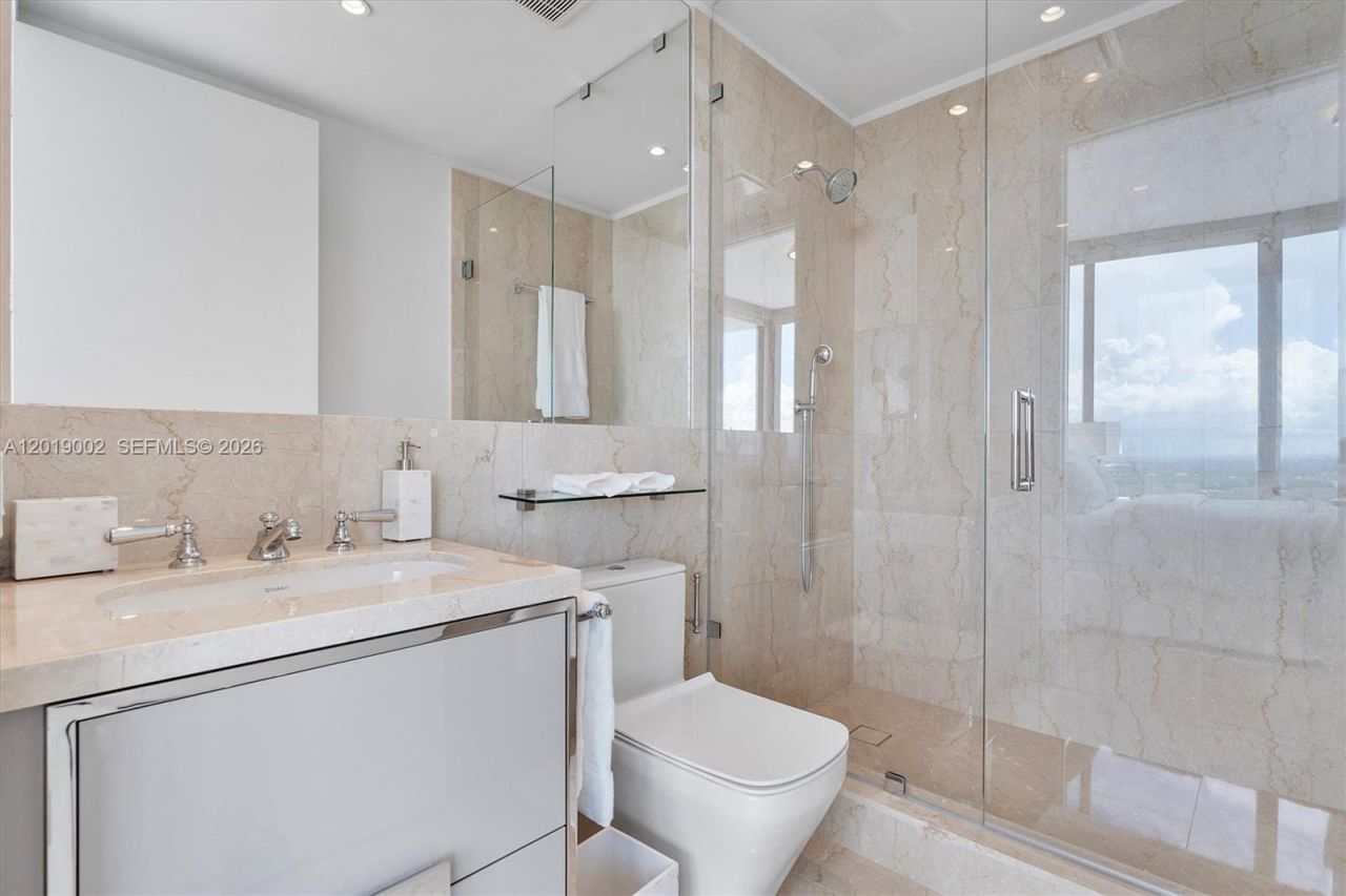 15701 Collins Ave , Unit 3605, Sunny Isles Beach, FL 33160 Photo
