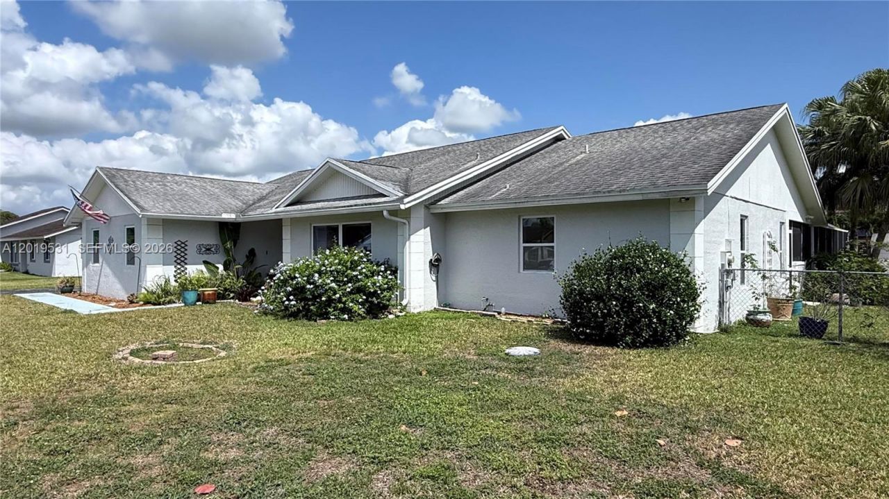 1501 NW 20th St, Homestead, FL 33030 Photo